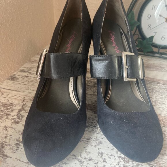 Fergalicious Celeste Black Suede Cone Heel 7.5 - Picture 2 of 6